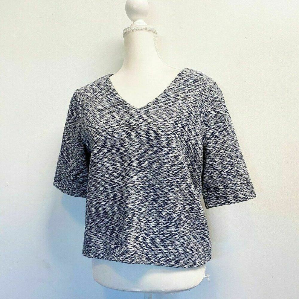 Ann Taylor Quilted Heathered Blue Knit V-Neck Cropped Top Blouse Size L